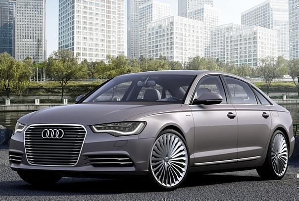 Die Technikstudie Audi A6 L e-tron concept, die auf der Auto China 2012 in Peking präsentiert wurde.